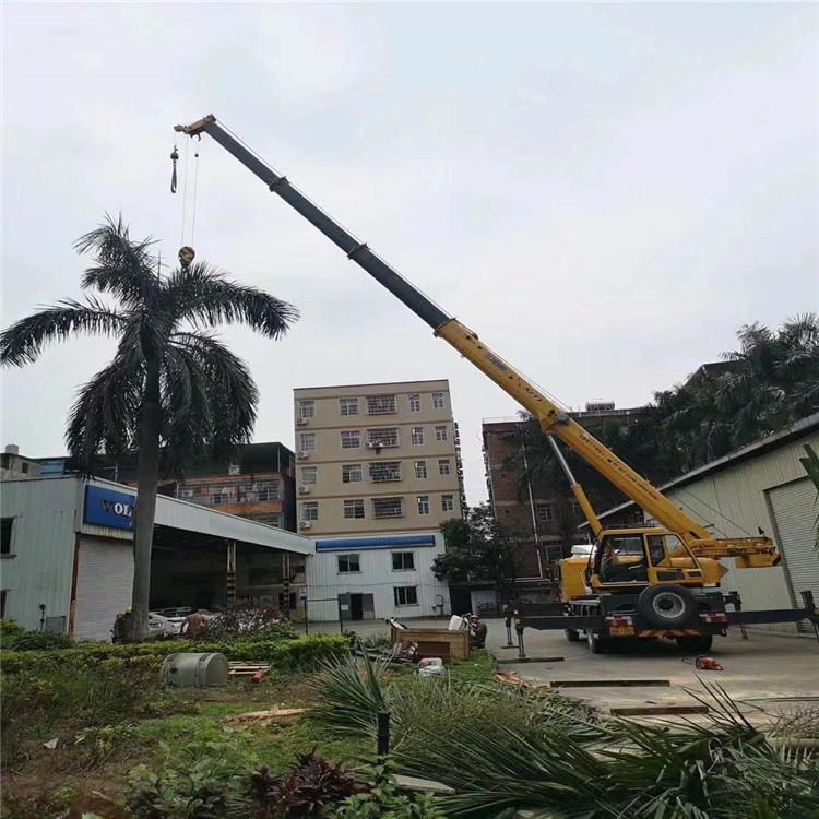 天心12吨吊车出租一天的收费标准是什么