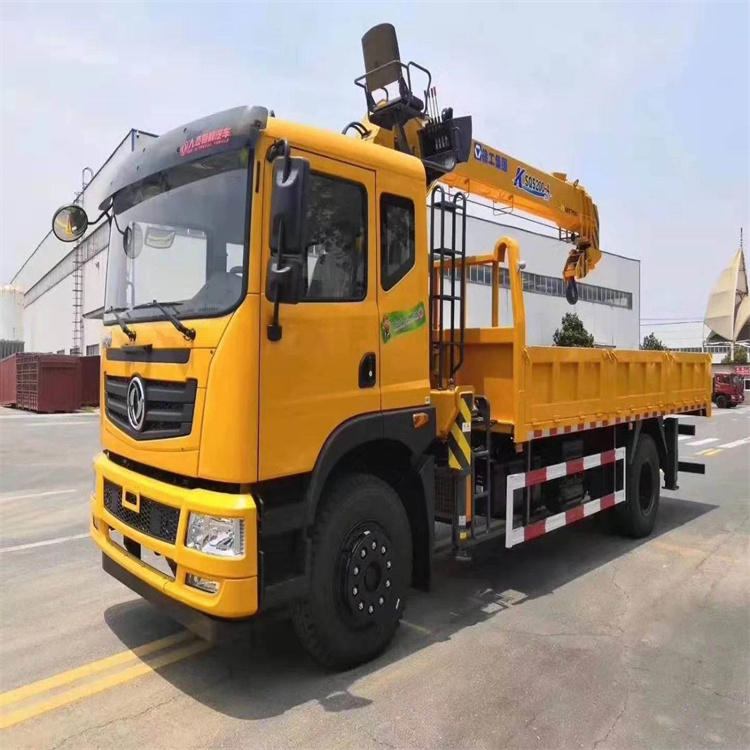 天心附近找一辆随车吊出租